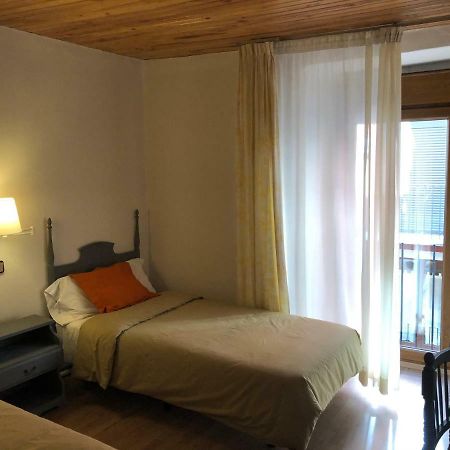Hostal Di Verena Puigcerdà Екстериор снимка