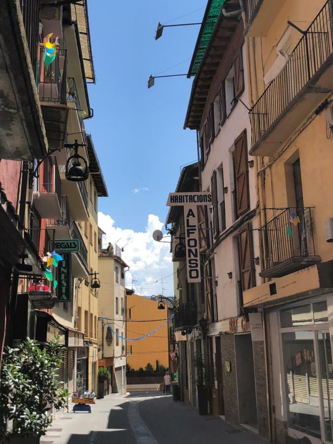 Hostal Di Verena Puigcerdà Екстериор снимка