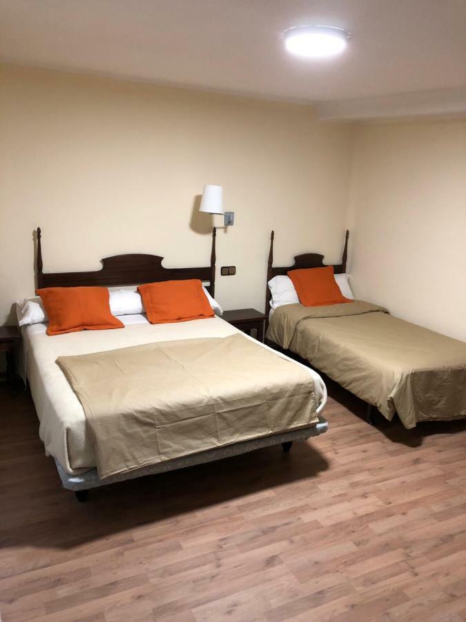 Hostal Di Verena Puigcerdà Екстериор снимка