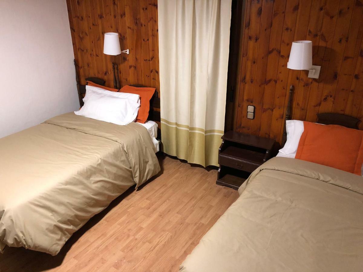 Hostal Di Verena Puigcerdà Екстериор снимка