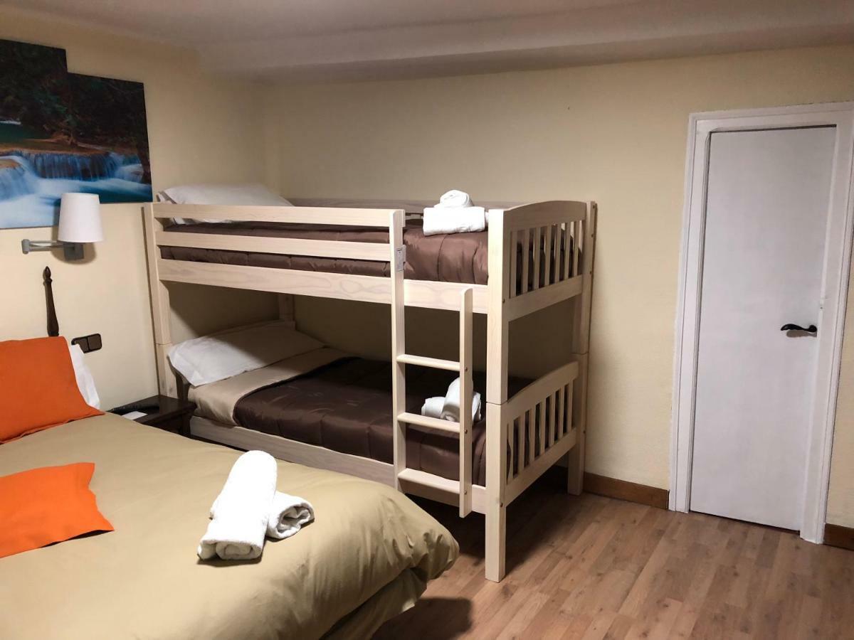 Hostal Di Verena Puigcerdà Екстериор снимка